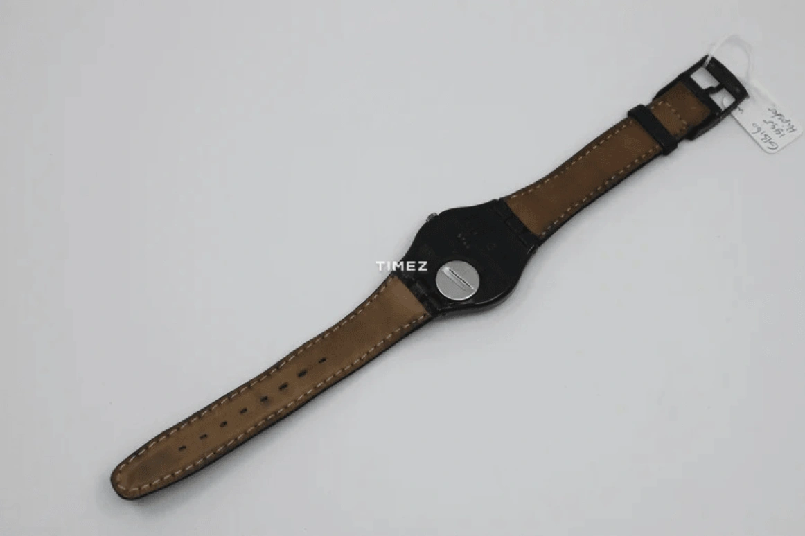Swatch,Other 33mm,33mm,Plastic,White,Quartz,Sapphire,Crystal Glass,Tonneau,GB160