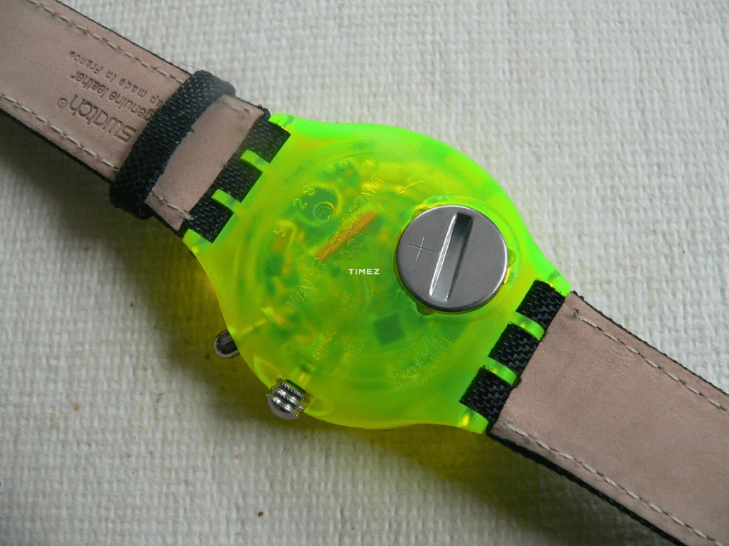 Swatch,Other 38mm,38mm,Plastic,White,Quartz,Sapphire,Tonneau,SDJ900