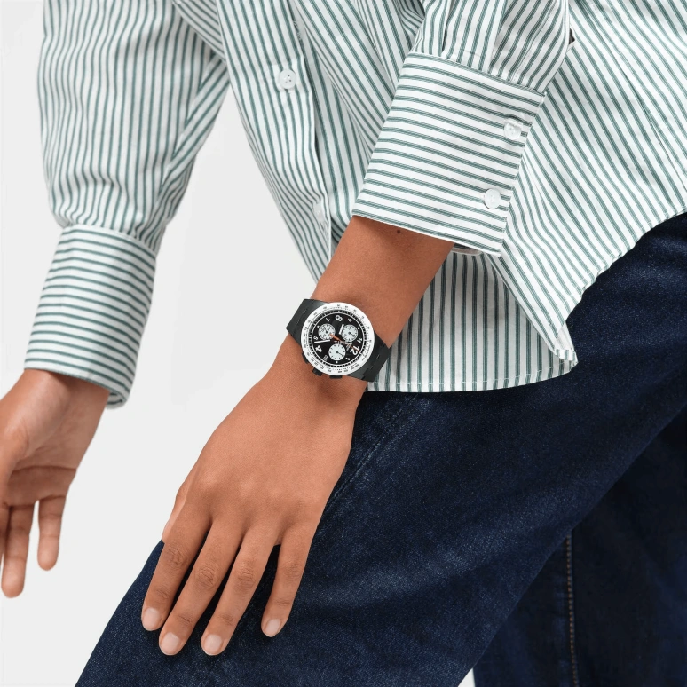 Swatch,Originals 42mm,42mm,Plastic,Black,Quartz,Chronograph,Day,SUSB420