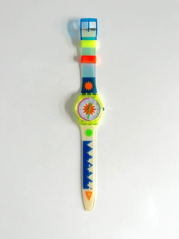 Swatch,Other 34mm,34mm,Plastic,Multi-Color,Quartz,Crystal Glass,Tonneau,GJ108