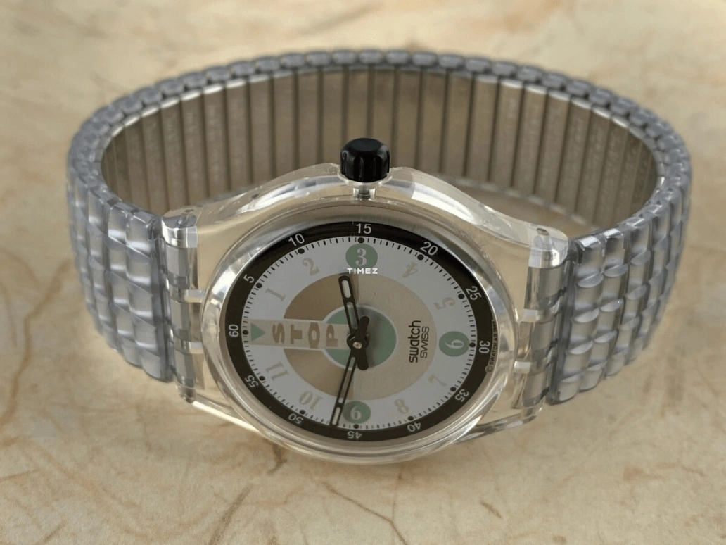 Swatch,Other 33mm,33mm,Plastic,White,Black,Quartz,Crystal Glass,Tonneau,SSK108