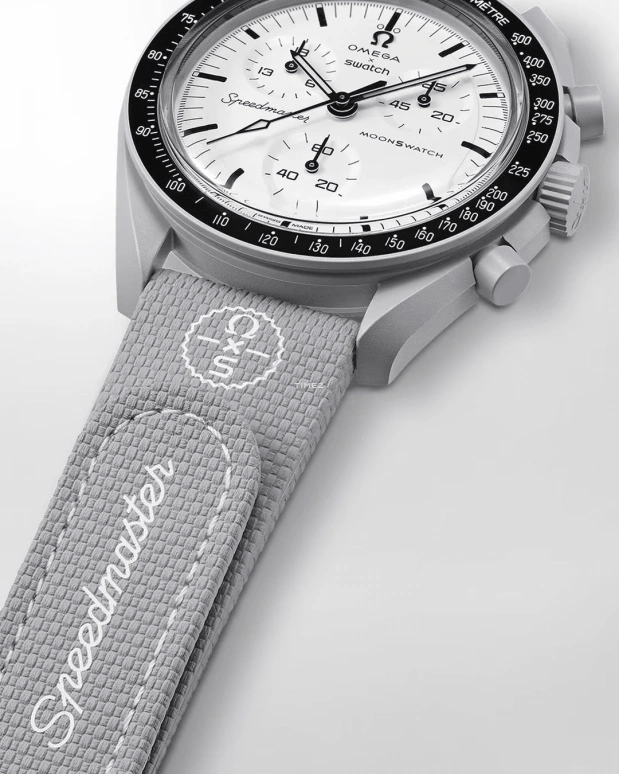 Swatch,MoonSwatch 42mm,42mm,Bioceramic,White,Quartz,Chronograph,Bio-sourced,Glass,SO33M106