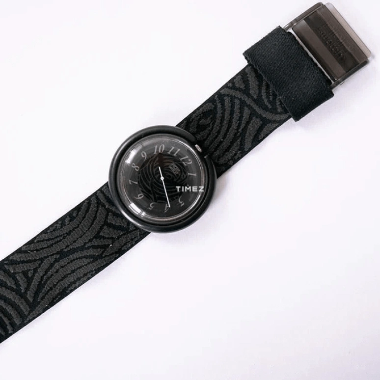 Swatch,Other 40mm,40mm,Plastic,Black,Quartz,Sapphire,Round,PWB173
