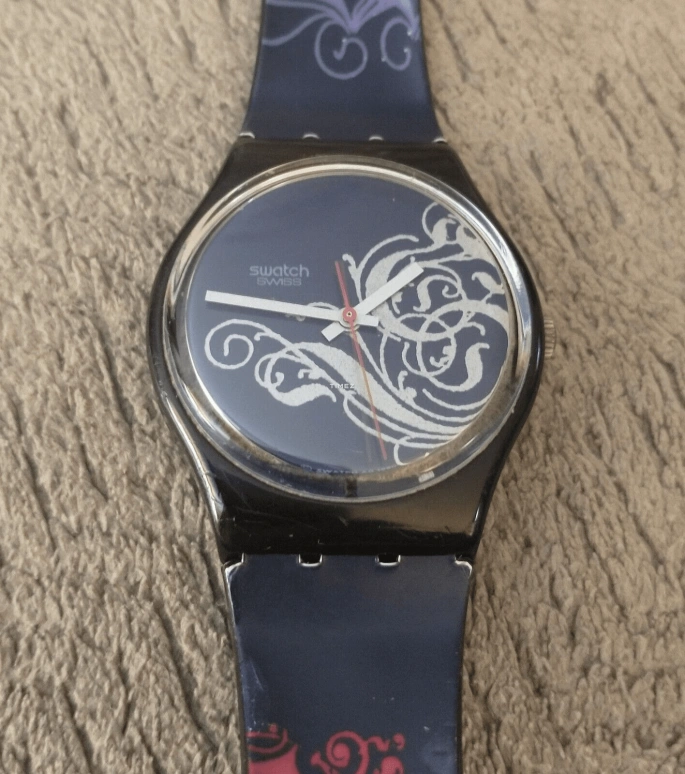 Swatch,Other 34mm,34mm,Plastic,Blue,Quartz,Sapphire,Crystal Glass,Tonneau,GB135