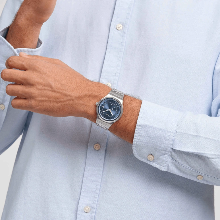 Swatch,Swatch Essentials 42mm,42mm,Stainless Steel,Blue,Quartz,Day,Round,YIS435G