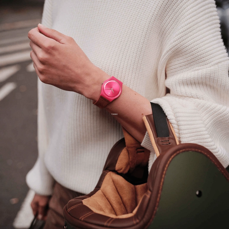 Swatch,Other 34mm,34mm,Bio-sourced,Pink Red,Pink,Quartz,Sapphire,Crystal Glass,Round,SO28P101