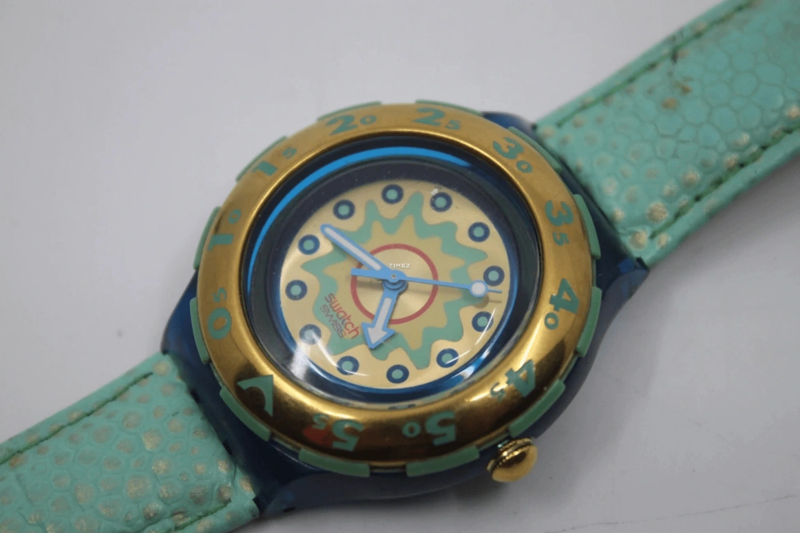 Swatch,Other ,Plastic,Metal,Quartz,Sapphire,Crystal Glass,Round,SDN109
