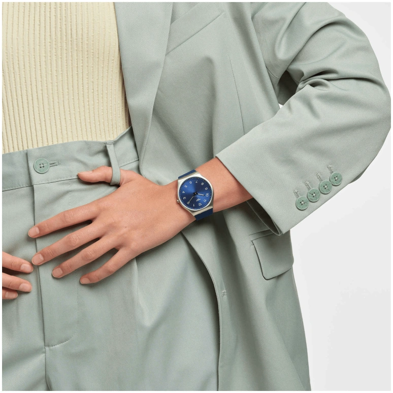Swatch,SKIN 42mm,42mm,Stainless Steel,Blue,Quartz,Round,Silver,SS07S102