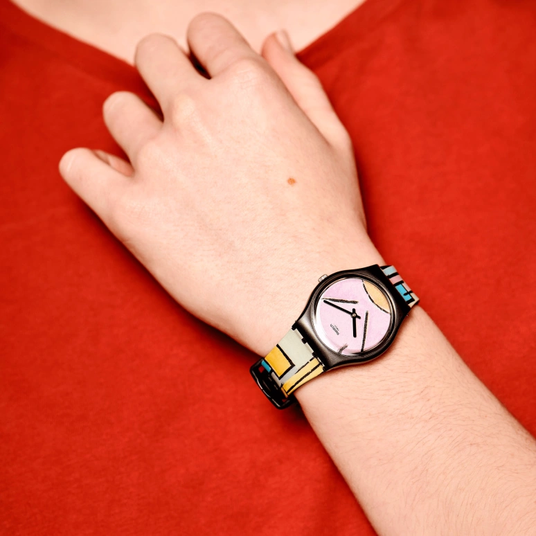 Swatch,Originals 34mm,34mm,Plastic,Pink,Closed,GZ350