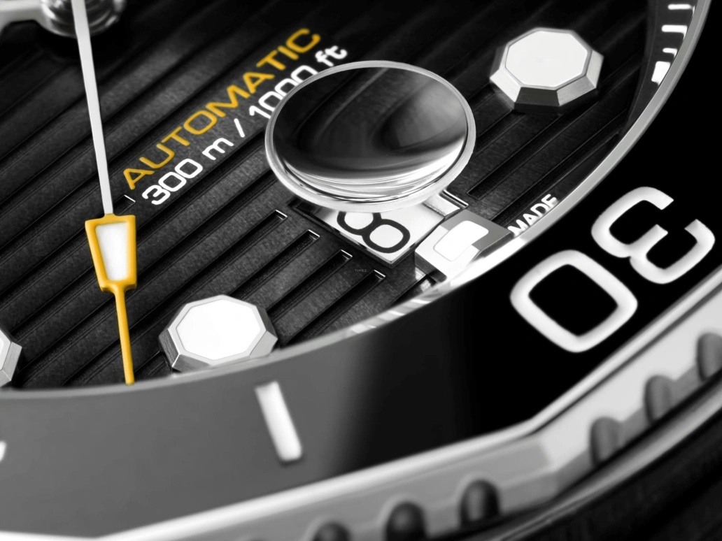 TAG Heuer,Aquaracer 43mm,43mm,Ceramic,Stainless Steel,Black,Automatic,Chronograph,Date,WBP201A,WBP201A.FT6197