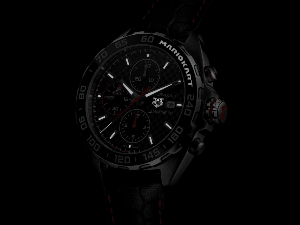 TAG Heuer,Formula 1 44mm,44mm,Stainless Steel,White,Black,Red,Automatic,42hours,In-house Caliber,CAZ201E,CAZ201E.FC6517