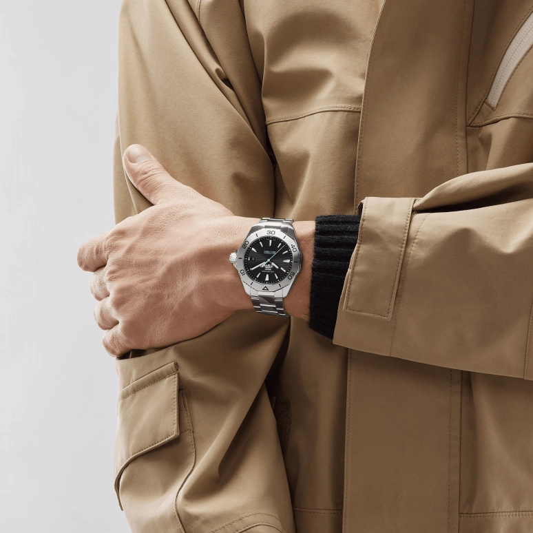 TAG Heuer,Aquaracer 40mm,40mm,Stainless Steel,Black,Quartz,Day,In-house Caliber,WBP1114,WBP1114.BA0000