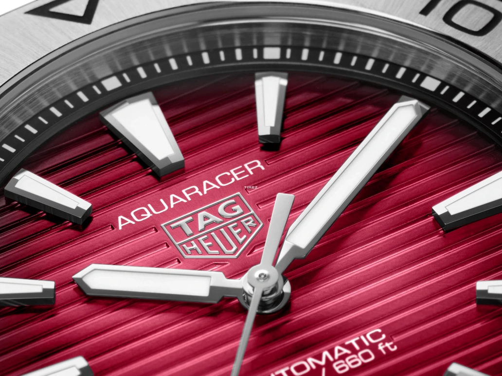 TAG Heuer,Aquaracer 40mm,40mm,Stainless Steel,Red,Automatic,Day,42hours,WBP2114,WBP2114.BA0627