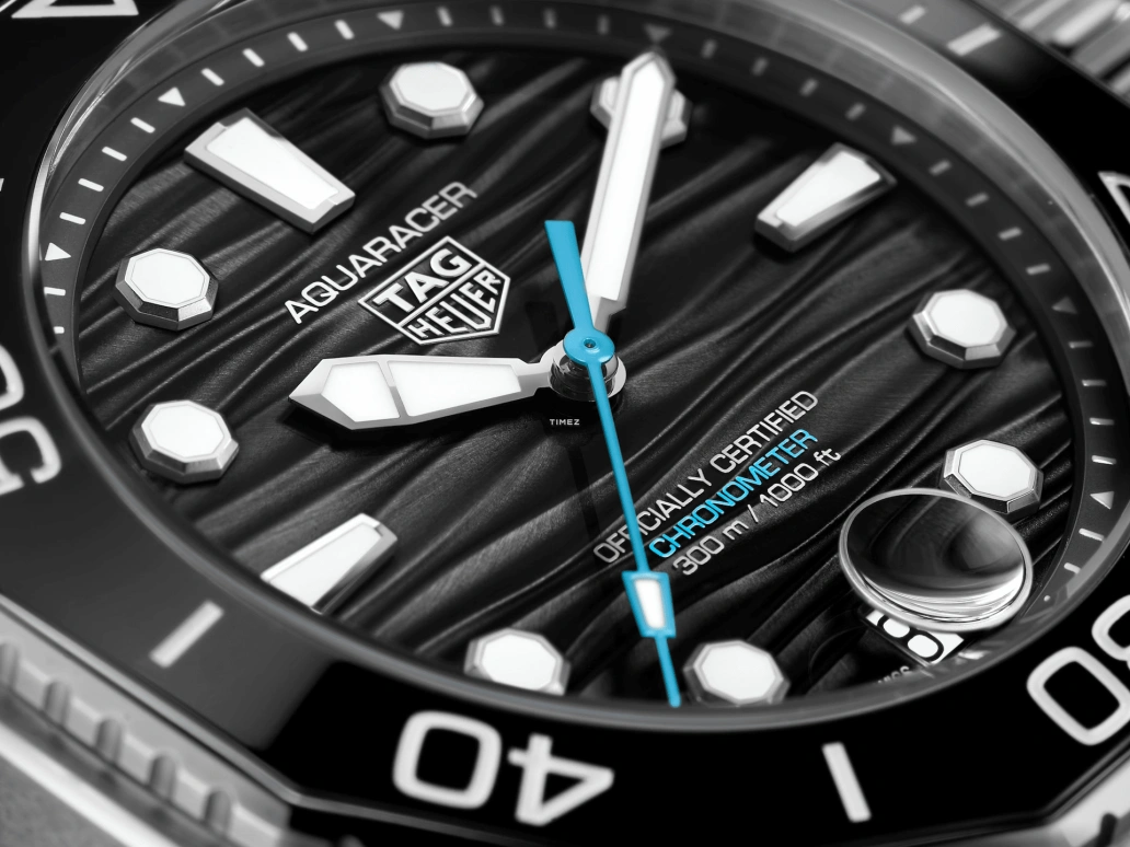 TAG Heuer,Aquaracer 42mm,42mm,Stainless Steel,Black,Automatic,Day,Sapphire,Crystal Glass,WBP5110,WBP5110.FT6257