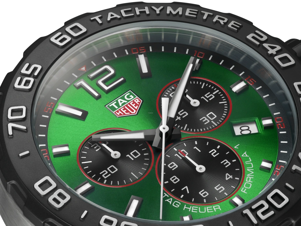 TAG Heuer,Formula 1 43mm,43mm,Stainless Steel,White,Black,Green,Sapphire,Crystal Glass,Faceting,CAZ101AP,CAZ101AP.FT8056