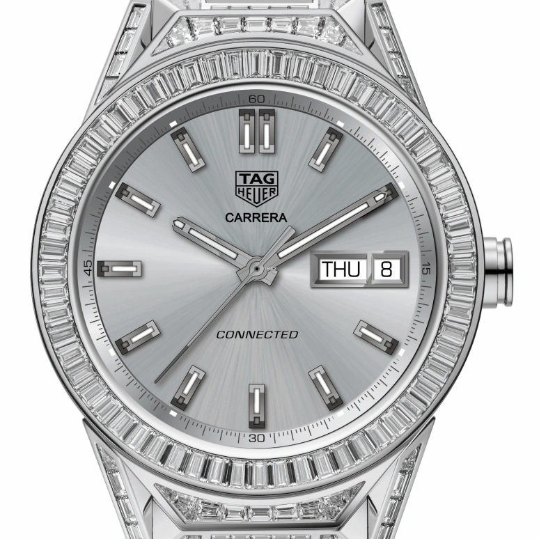 TAG Heuer,Connected Watch 45mm,45mm,White Gold,Multi-Color,Black,Processor,Countdown,Chronograph,Month,Date,Sapphire,Crystal Glass,Rectangular,SBF8A4000,SBF8A4000.70EB0100