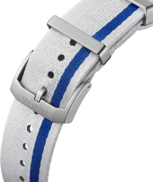 TAG Heuer,Carrera 42mm,42mm,Stainless Steel,White,Blue,Automatic,80hours,In-house Caliber,CBN2016,CBN2016.EB0275