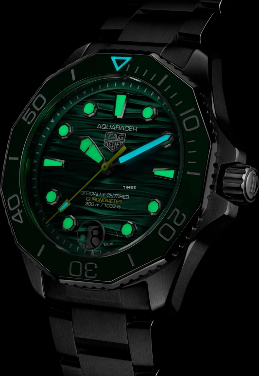 TAG Heuer,Aquaracer 42mm,42mm,Stainless Steel,Green,Automatic,Day,80hours,WBP5116,WBP5116.BA0013