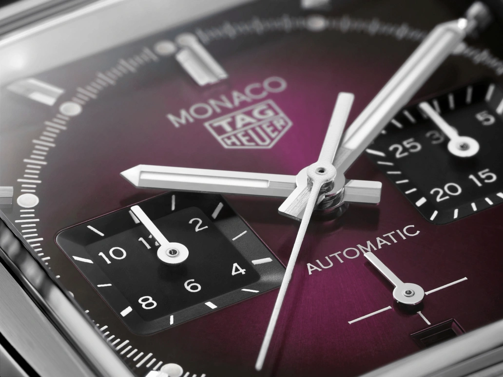 TAG Heuer,Monaco 39mm,39mm,Stainless Steel,White,Purple,Automatic,80hours,In-house Caliber,CBL2118,CBL2118.FC6518