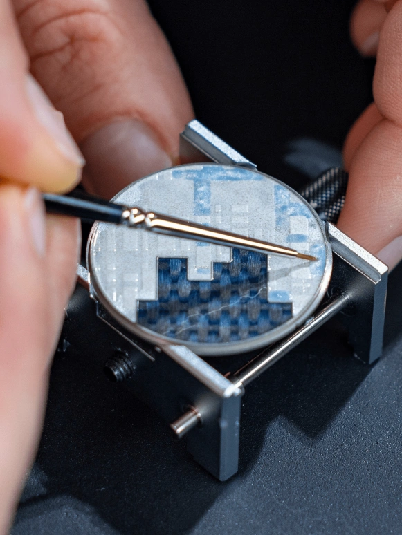 TAOS,Other 38mm,38mm,White Gold,Blue,White,Automatic,72hours,In-house Caliber,Savile Row