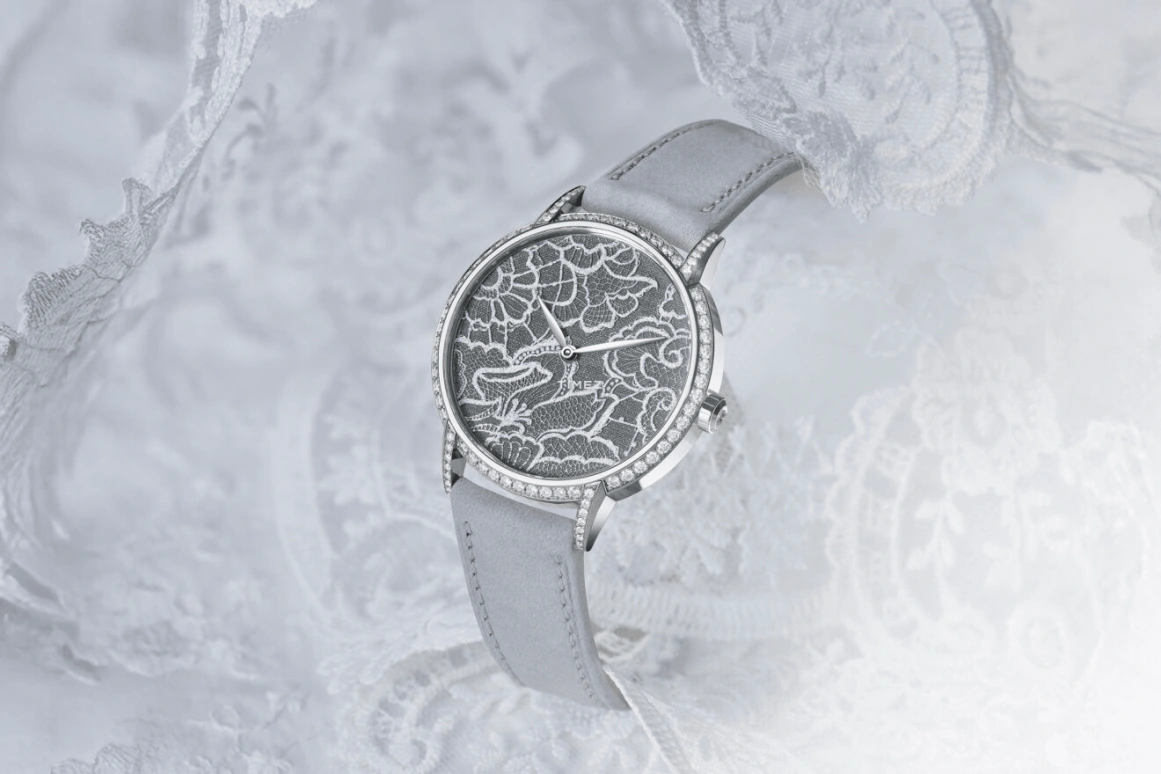 TAOS,Other 38mm,38mm,White Gold,Grey,Automatic,72hours,In-house Caliber,Dentelle