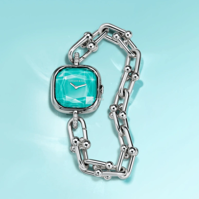 Tiffany,Tiffany HardWear 24.50mm,24.50mm,Stainless Steel,Blue,Quartz,Cushion,Silver,GRP12333