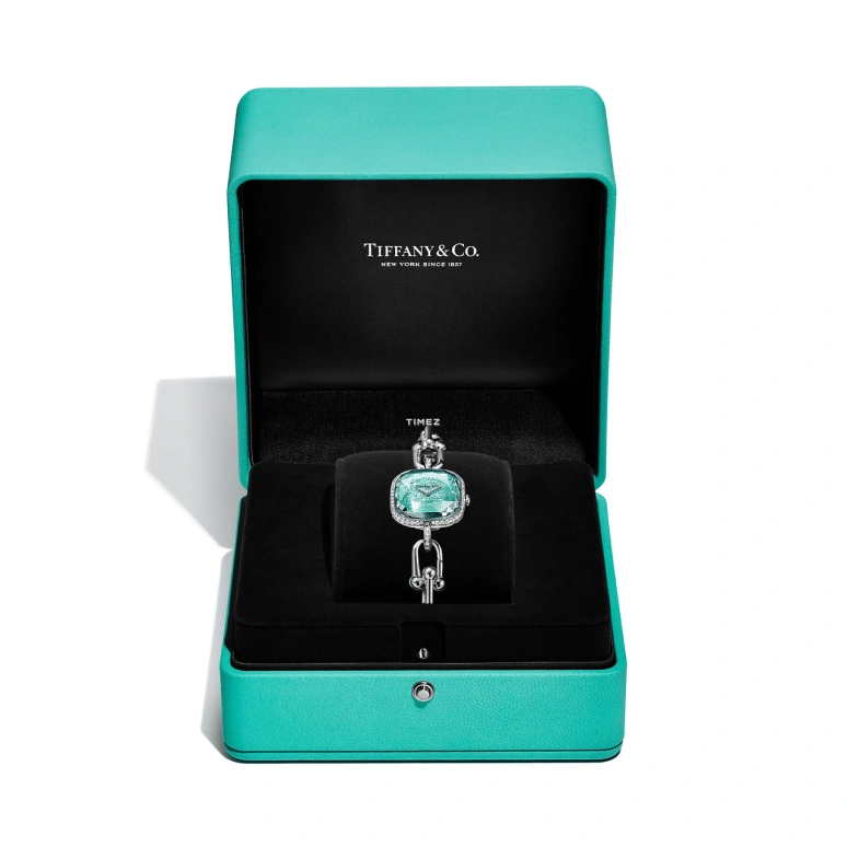 Tiffany,Tiffany HardWear 24mm,24mm,Stainless Steel,Blue,Quartz,Cushion,Silver,74850030