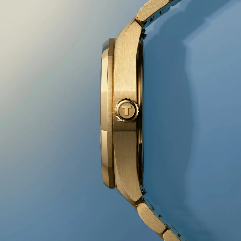 Tissot,PR 100 34mm,34mm,Stainless Steel,Gold,Quartz,Day,Solar Charging,T151,T151.822.33.021.00