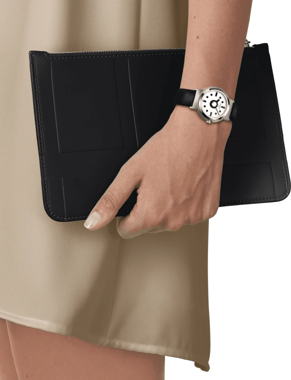 Tissot,Heritage 34mm,34mm,Stainless Steel,White,Quartz,Date,26280hours,T134,T134.210.17.011.00