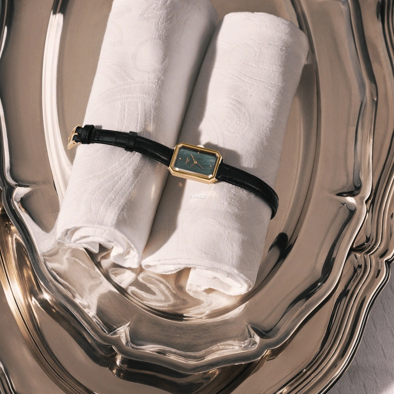 Tissot,Bellissima 30x25.80mm,30x25.80mm,Stainless Steel,Black,Quartz,Rectangular,Gold,T160,T160.110.36.126.00
