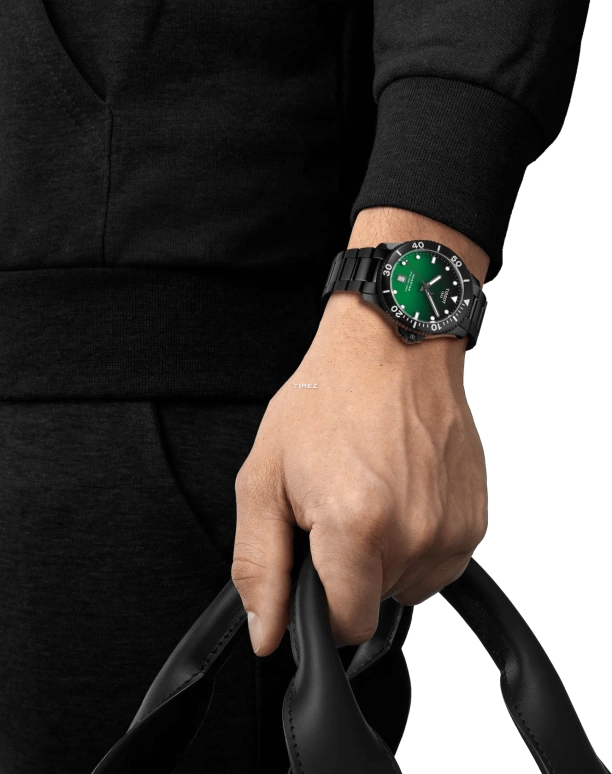 Tissot,Seastar 40mm,40mm,Stainless Steel,Gradient,Green,Quartz,Day,Sapphire,Crystal Glass,T120,T120.410.33.091.00