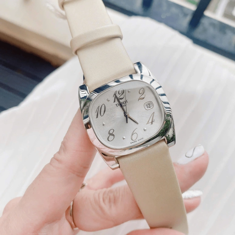 Tissot,T-Trend 33mm,33mm,Stainless Steel,Silver,Quartz,Day,26280hours,T009,T009.310.17.037.00