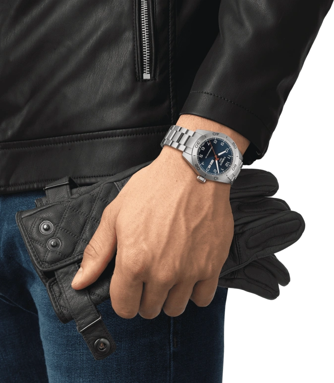 Tissot,T-Sport 42mm,42mm,Stainless Steel,Luminous,Blue,In-house Caliber,Sapphire,Crystal Glass,T131,T131.430.11.042.00