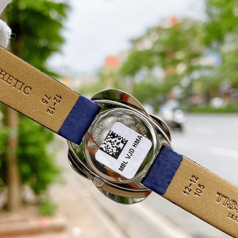 Tissot,T-Trend 30mm,30mm,Stainless Steel,Silver White,Quartz,26280hours,Sapphire,Crystal Glass,T03,T03.1.235.80