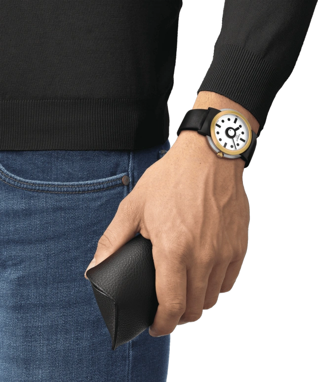 Tissot,Heritage 41mm,41mm,Stainless Steel,White,Quartz,26280hours,Sapphire,T134,T134.410.27.011.00