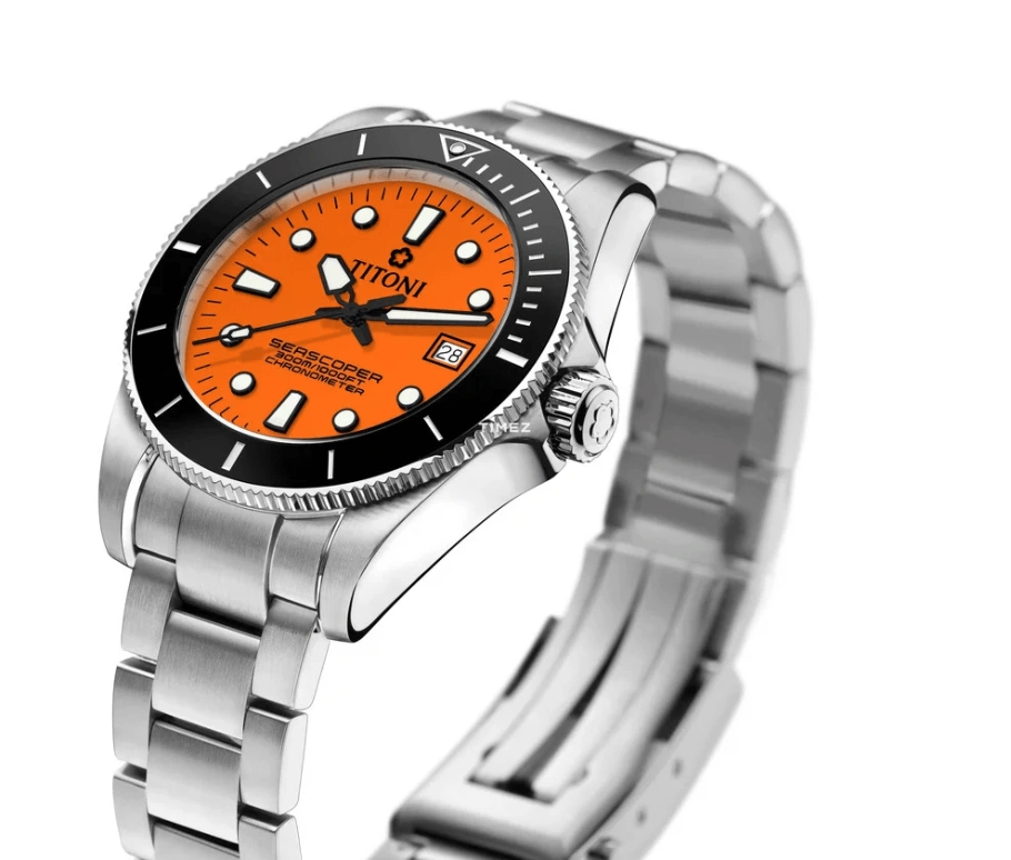 Titoni,SEASCOPER 42mm,42mm,Stainless Steel,Orange,Automatic,Day,38hours,83300 S,83300 S-BK-715