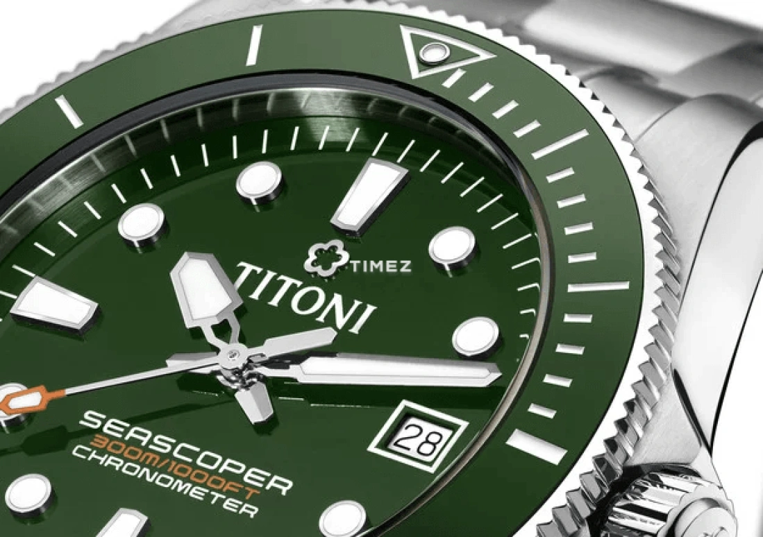 Titoni,SEASCOPER 42mm,42mm,Stainless Steel,Green,Automatic,Day,Sapphire,Crystal Glass,83300 S,83300 S-GN-703