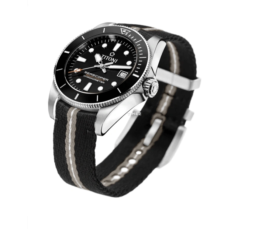 Titoni,SEASCOPER 42mm,42mm,Stainless Steel,Black,Automatic,Day,Sapphire,Crystal Glass,83300 SBK,83300 SBK-T5-702