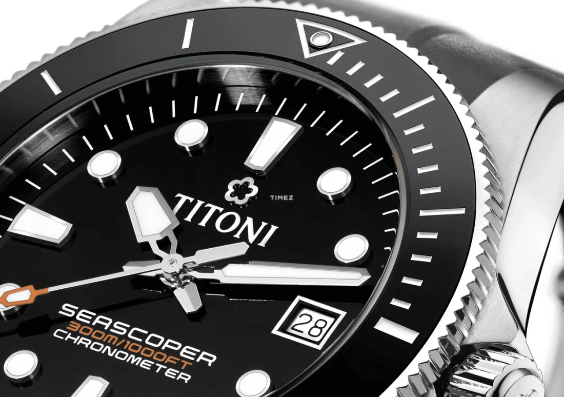 Titoni,SEASCOPER 42mm,42mm,Stainless Steel,Black,Automatic,Day,Sapphire,Crystal Glass,83300 S,83300 S-BK-R-702
