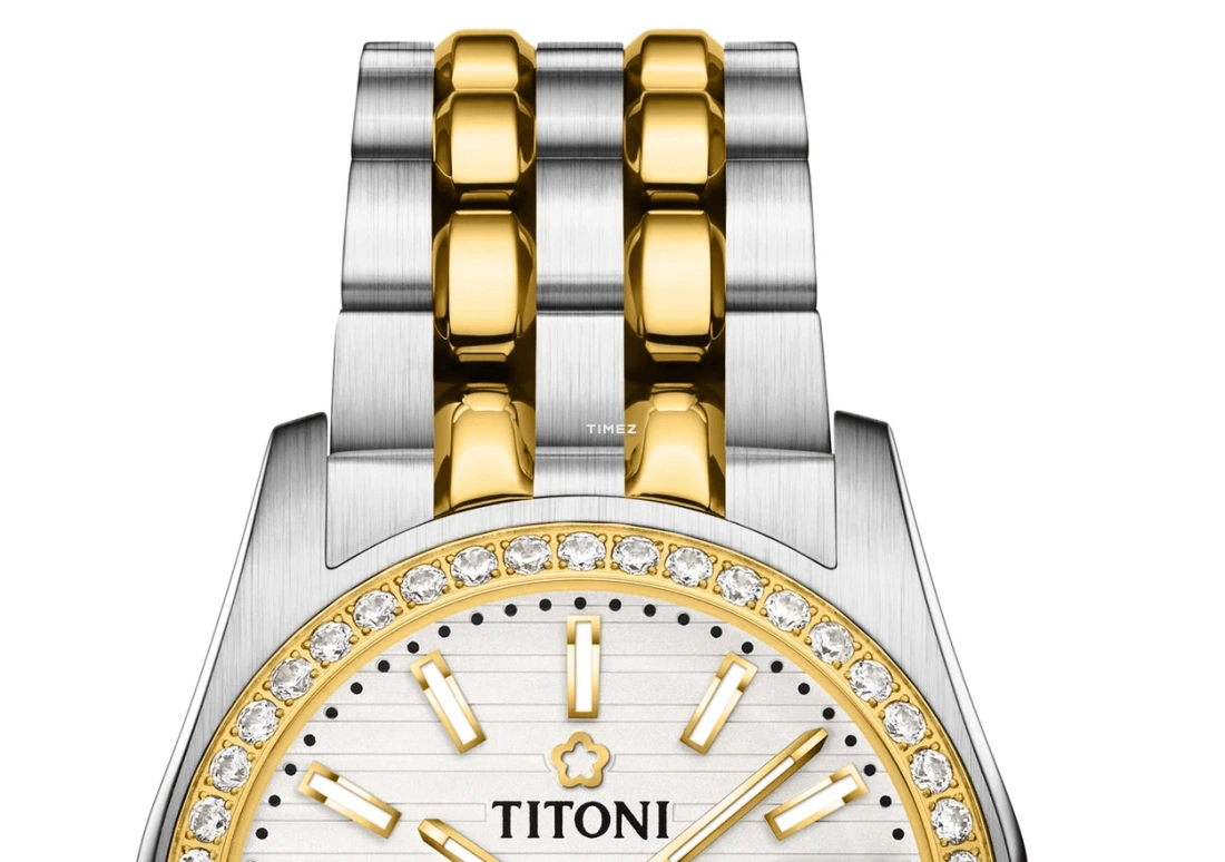 Titoni,COSMO 27mm,27mm,Stainless Steel,Silver,Automatic,Day,Sapphire,Crystal Glass,729 SY,729 SY-DB-695