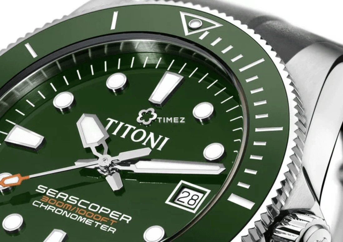 Titoni,SEASCOPER 42mm,42mm,Stainless Steel,Green,Automatic,Day,Sapphire,Crystal Glass,83300 S,83300 S-GN-R-703