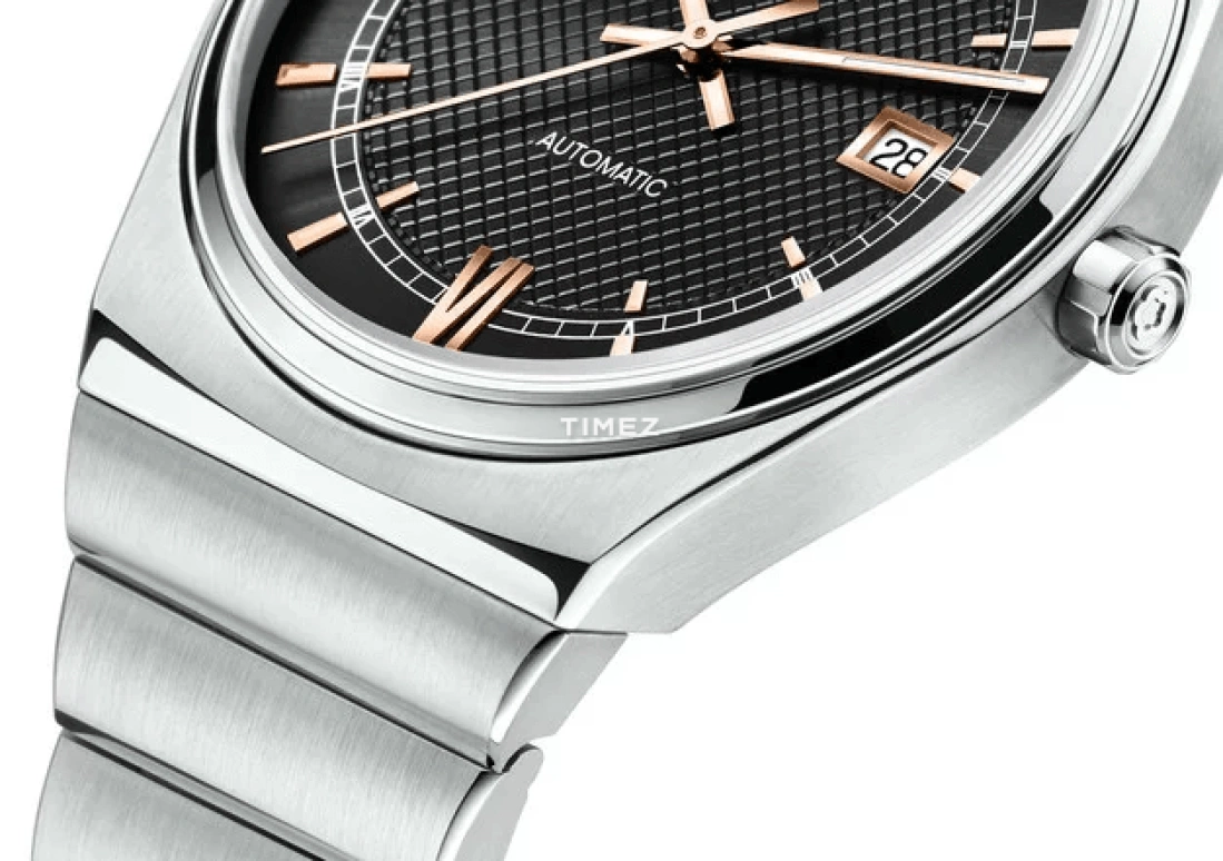 Titoni,IMPETUS 39.50mm,39.50mm,Stainless Steel,Black,Light,Automatic,Day,Sapphire,Crystal Glass,83751 S,83751 S-626R