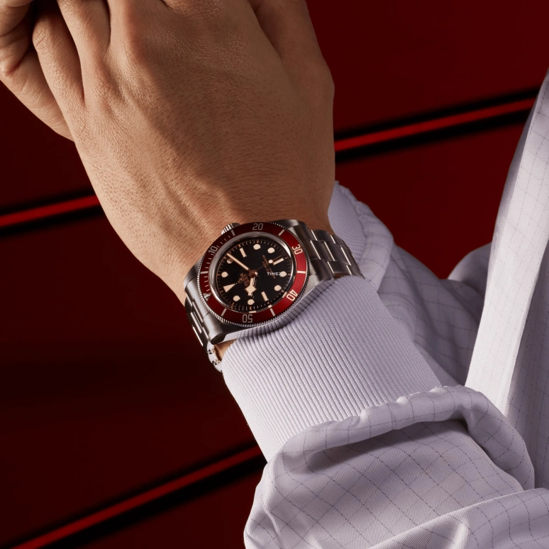 Tudor,Black Bay 41mm,41mm,Stainless Steel,Black,Automatic,70hours,In-house Caliber,7941A1A0RU,7941A1A0RU-0001