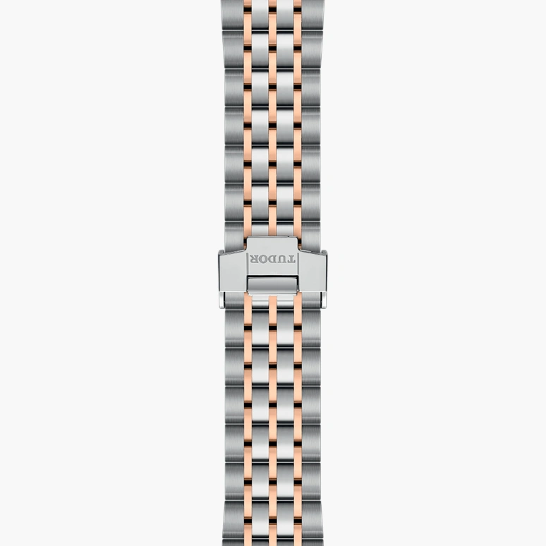 Tudor,1926 39mm,39mm,Rose Gold,Stainless Steel,White,Automatic,Date,38hours,91551,91551-0009