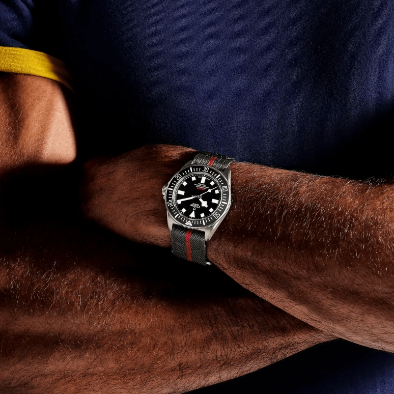 Tudor,Pelagos FXD 42mm,42mm,Titanium,Black,Automatic,70hours,In-house Caliber,25717N,25717N-0001