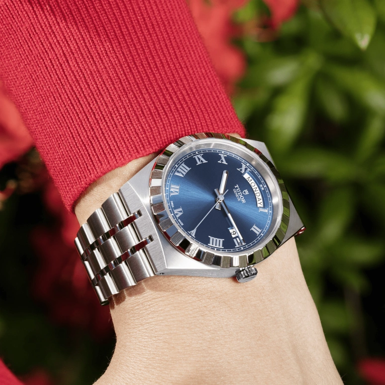Tudor,Royal 41mm,41mm,Stainless Steel,Blue,Automatic,Date,Day,28600,28600-0005