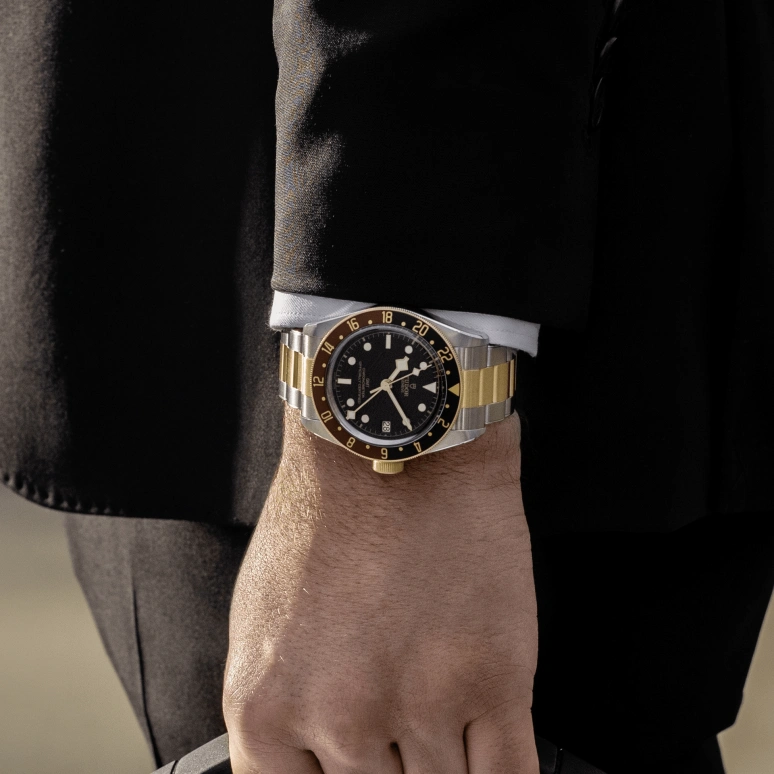 Tudor,Black Bay GMT 41mm,41mm,Yellow Gold,Stainless Steel,Black,Automatic,Date,70hours,79833MN,79833MN-0001