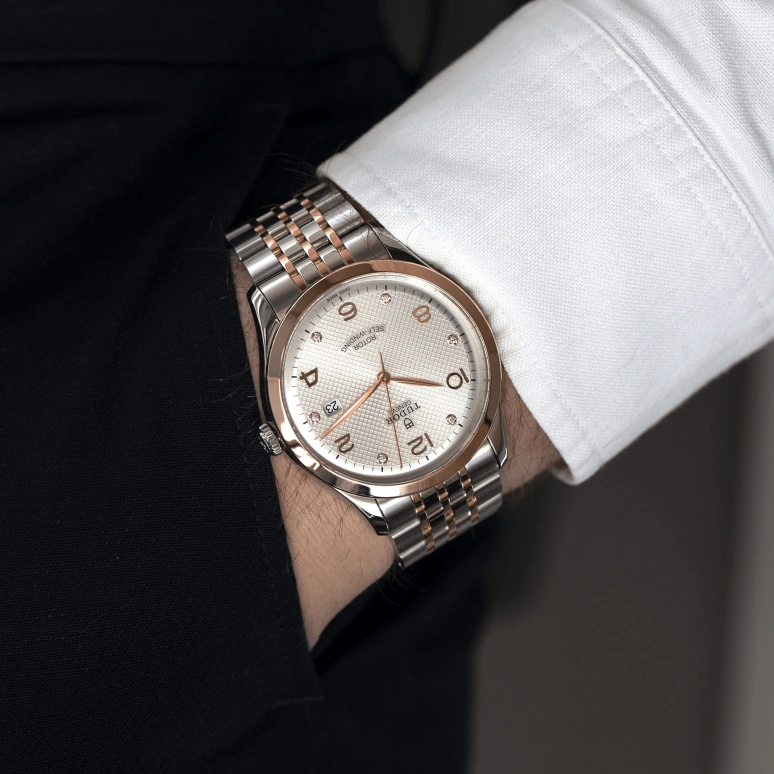 Tudor,1926 41mm,41mm,Rose Gold,Stainless Steel,Silver,Automatic,Day,38hours,91651,91651-0001