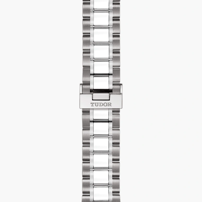 Tudor,Style 41mm,41mm,Stainless Steel,Purple,Automatic,Date,38hours,12700,12700-0011
