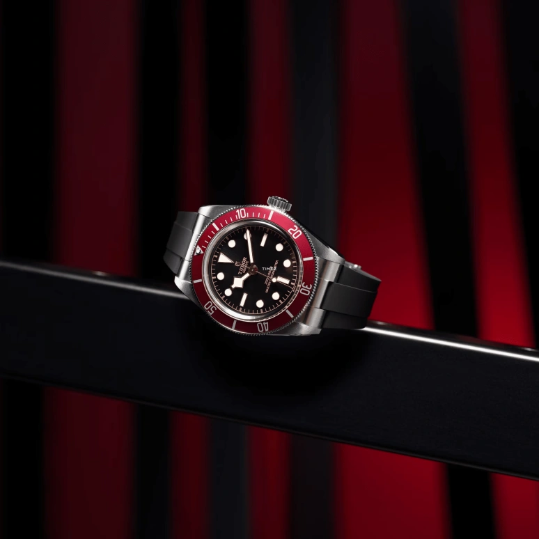 Tudor,Black Bay 41mm,41mm,Stainless Steel,Black,Automatic,70hours,In-house Caliber,7941A1A0RU,7941A1A0RU-0002